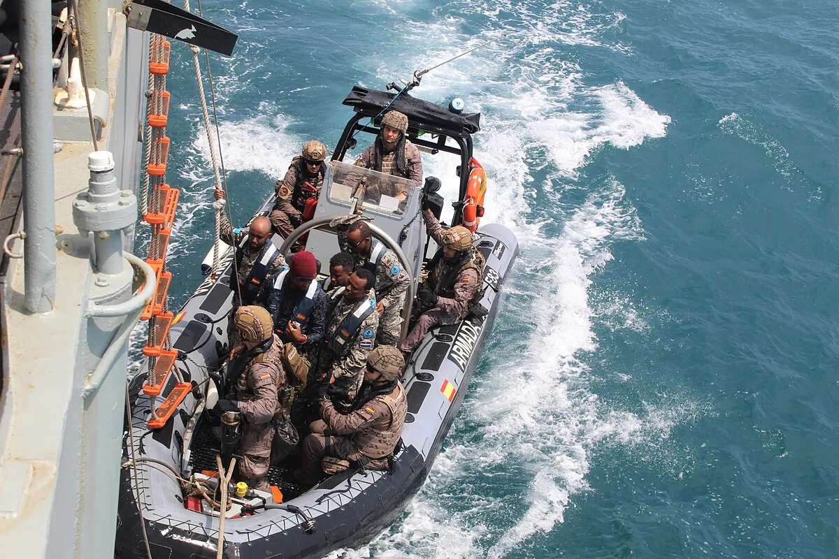 La Unión Europea prorroga dos años la Operación Atalanta contra la piratería