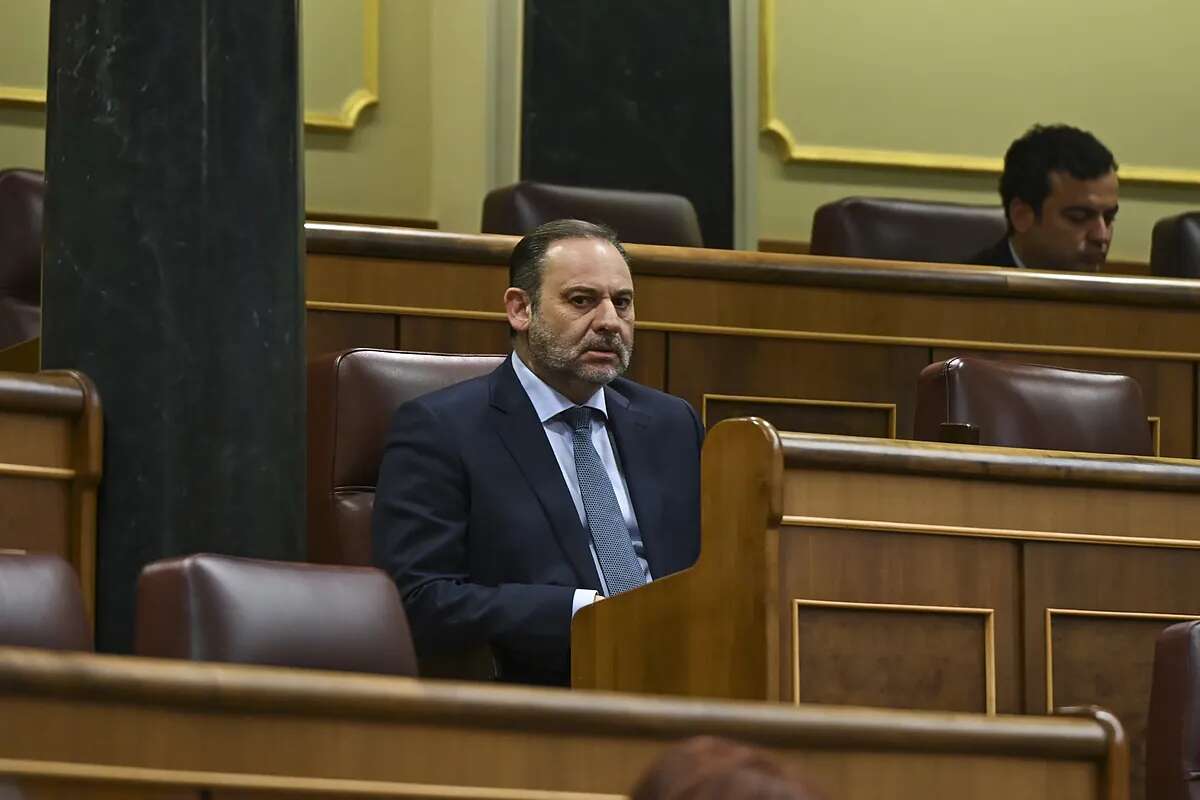 Ferraz se aferra a la primera declaración de Ábalos para que el escándalo siga 