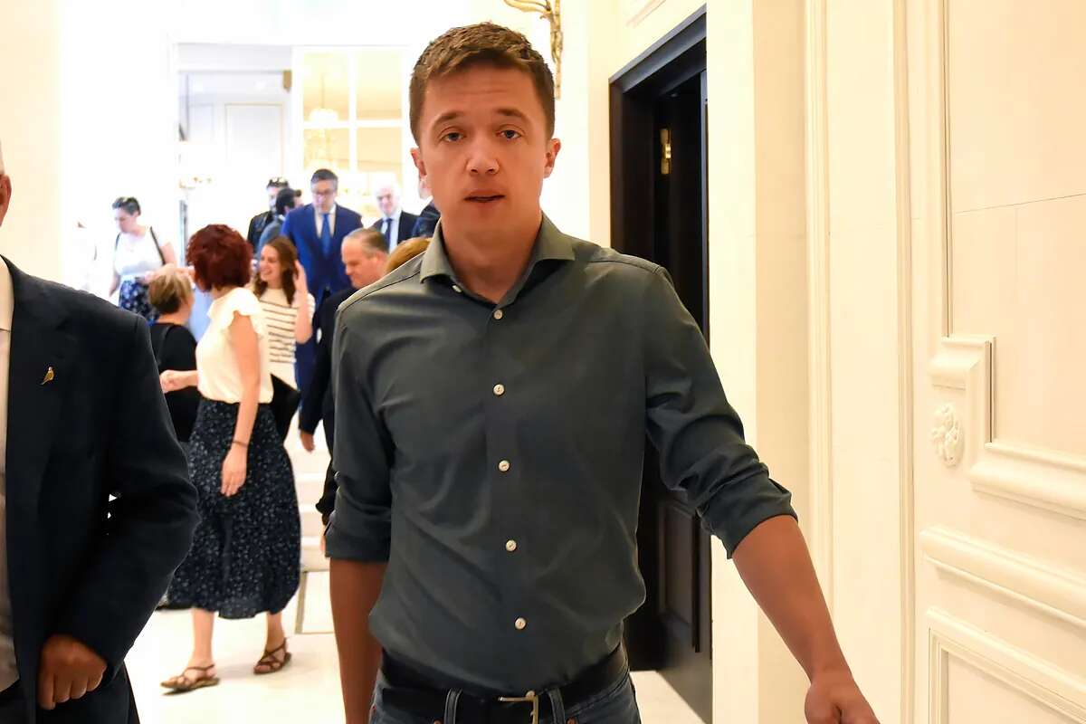 Quién es quién en la familia de Íñigo Errejón: una madre bióloga, un padre funcionario y un hermano afín en lo político