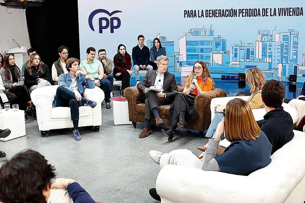 Deducción del 20% en el IRPF hasta 40.000 euros: así funciona la 'Hucha Hogar Joven' de Feijóo para que los menores de 40 se compren una casa