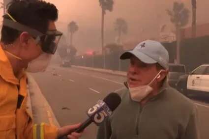 Jaime Lee Curtis dona un millón, Steve Guttenberg reparte alimentos, Sharon Stone dona ropa... Hollywood se vuelca en los incendios de Los Ángeles