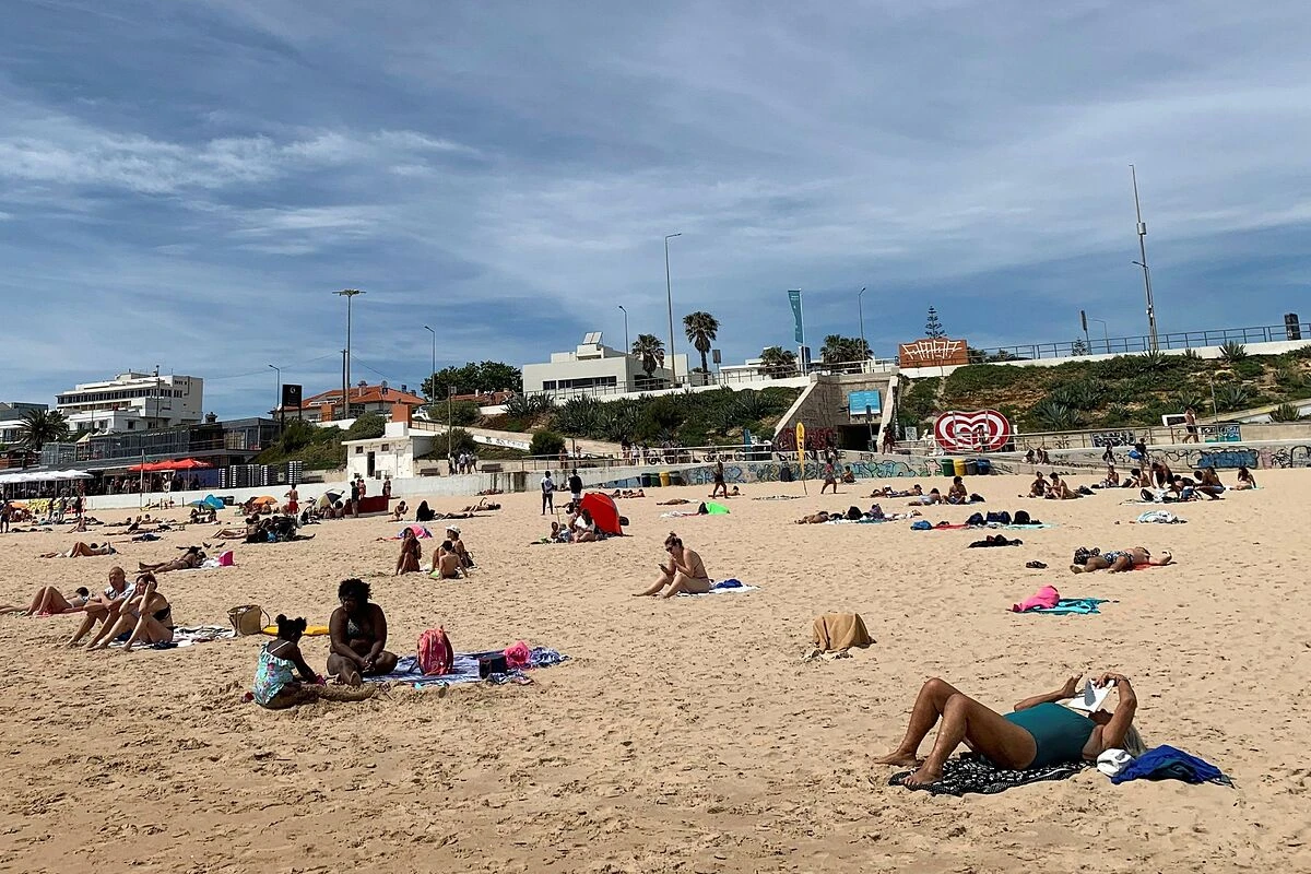 Las comunidades presionan para actualizar la ley que regula el uso de las mascarillas al aire libre antes de la llegada del verano
