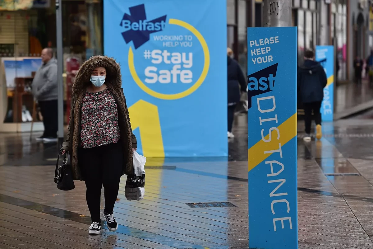 La segunda ola del coronavirus golpea las dos Irlandas