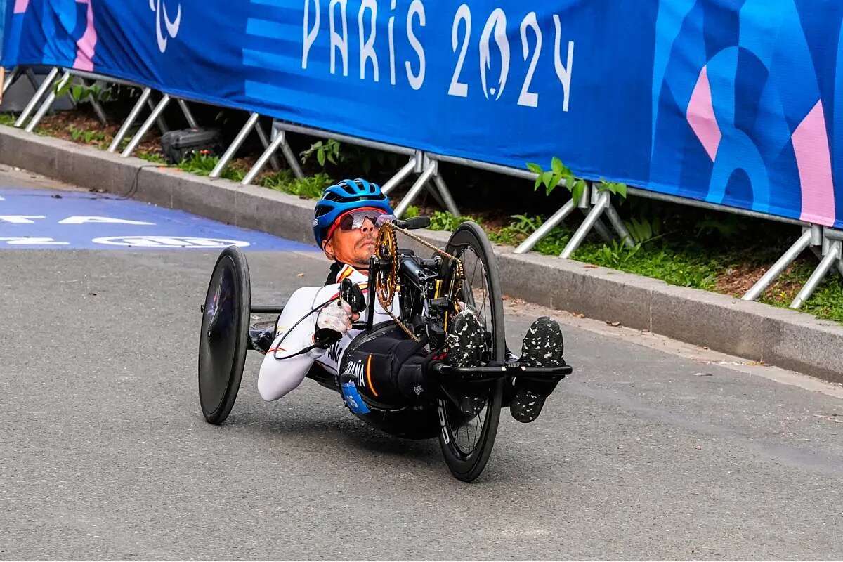 Sergio Garrote repite el oro paralímpico de contrarreloj en París