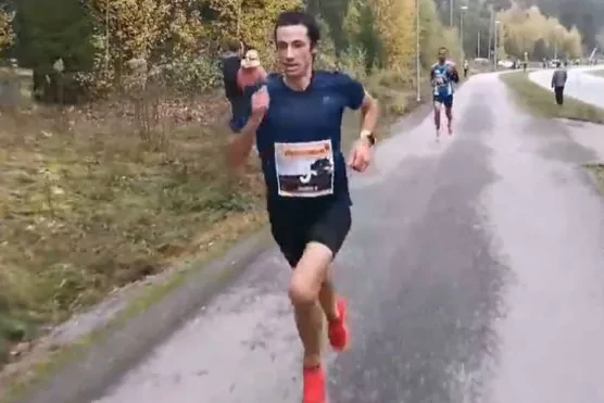 Kilian Jornet descubre los sinsabores del asfalto en su debut en Noruega