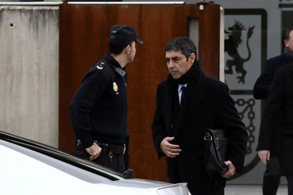El voto a favor de condenar a Trapero resalta 