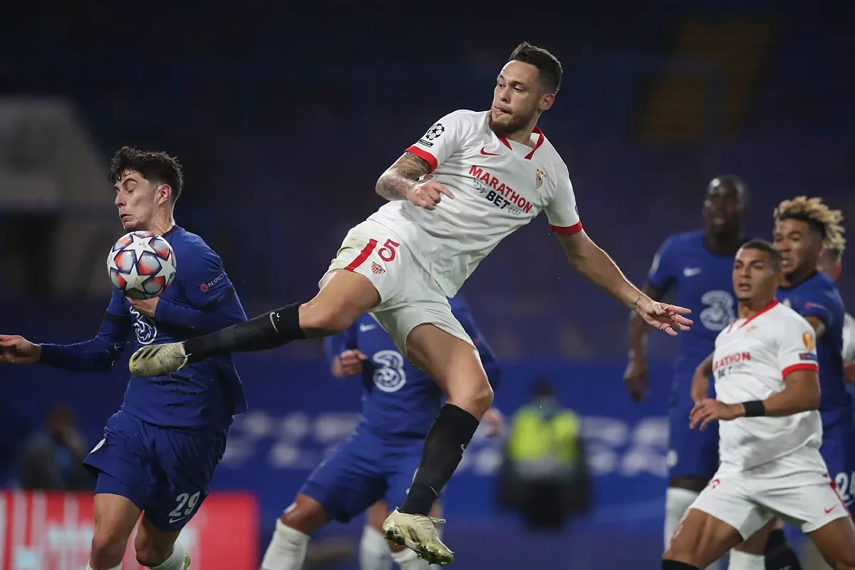 Serio y sin goles: el Sevilla domina al Chelsea y saca un empate de Stamford Bridge
