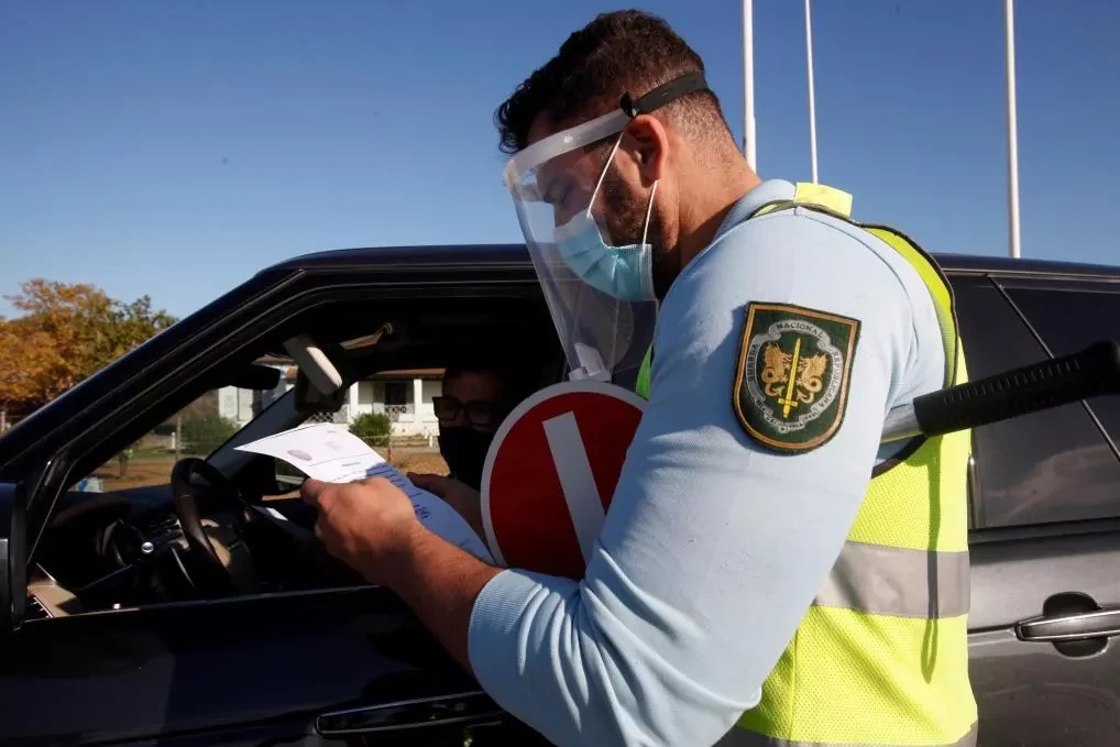 Nuevo rcord de contagios: Sanidad registra 25.595 casos de coronavirus y 239 muertos