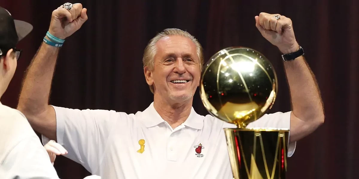 La rivalidad LeBron - Riley: una bolsa con 35 anillos, un vino y otras 