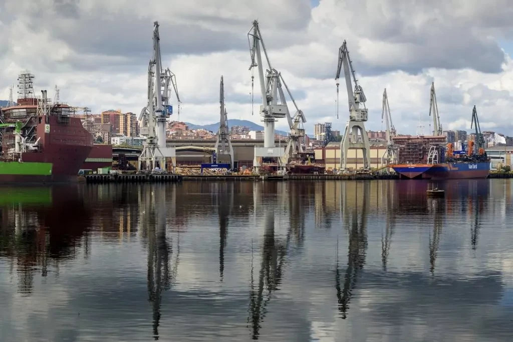 Unidas Podemos resucita la idea de reflotar La Naval con ayudas pblicas con el astillero al borde de la liquidacin