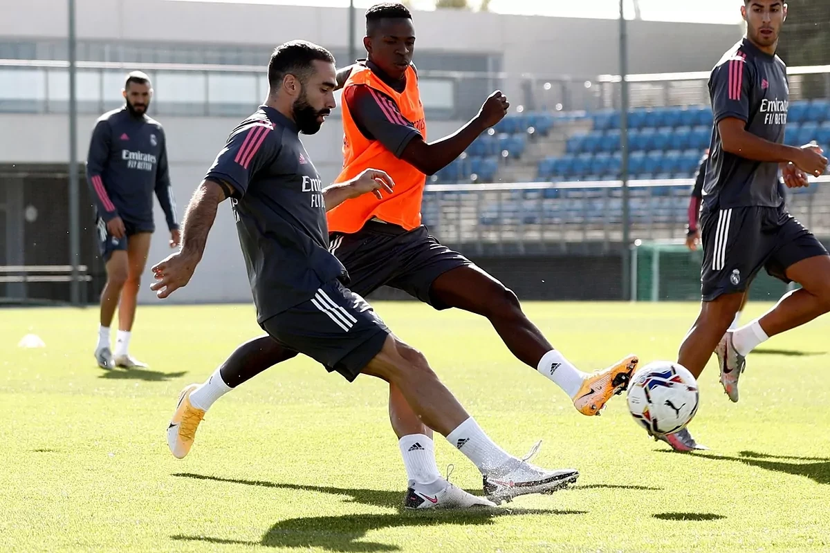 Carvajal sufre una lesin en la rodilla derecha y estar dos meses de baja