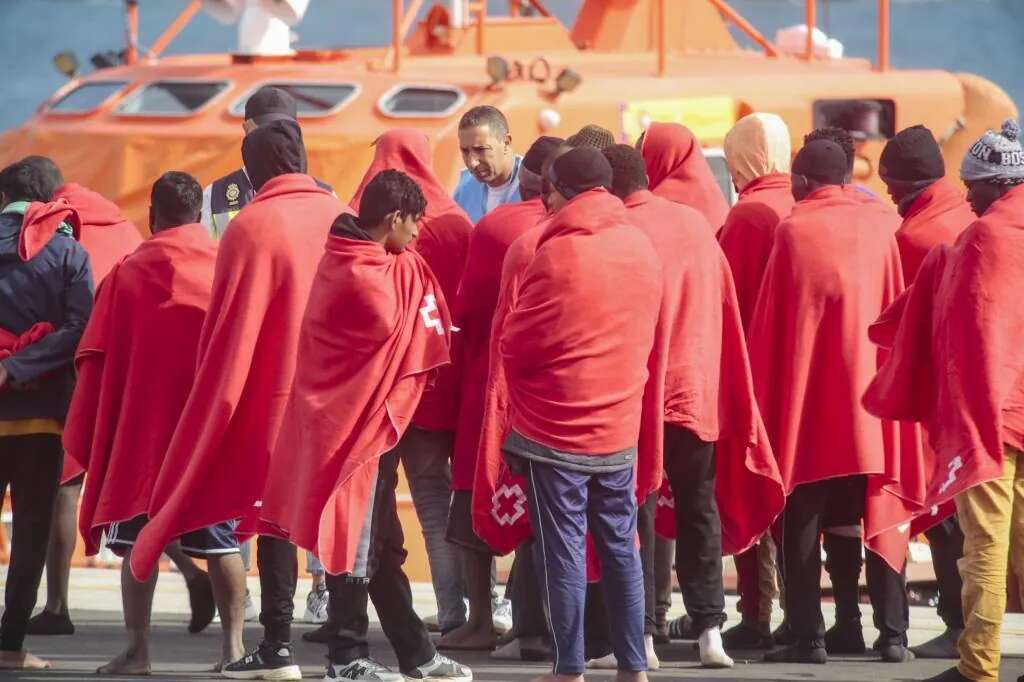 Unos 400 migrantes llegan a Lanzarote y El Hierro durante el fin de semana