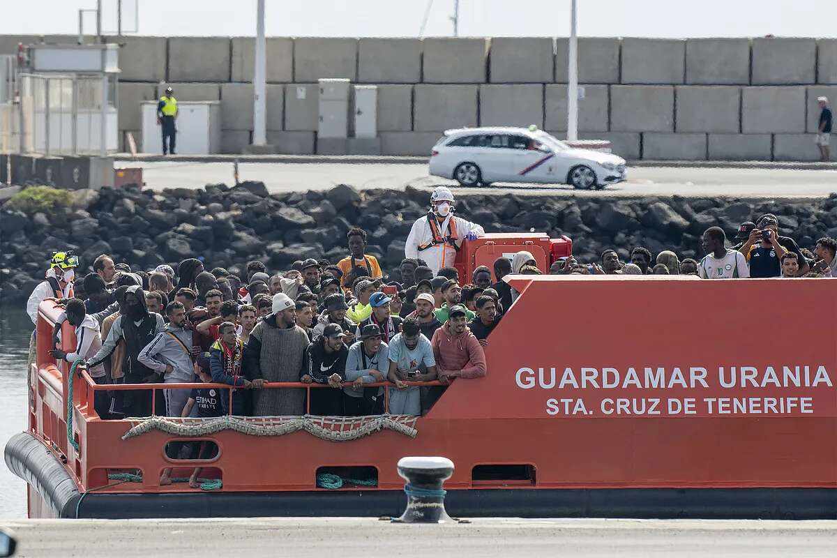 Las llegadas irregulares a Canarias caen un 41% en octubre, a pesar del trágico puente de Todos Lo Santos