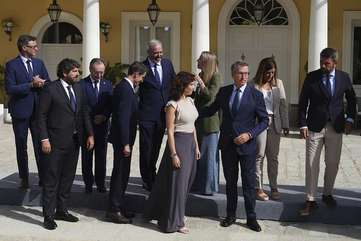 Los barones del PP cierran otro frente sobre inmigración para frenar 