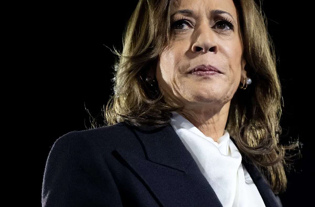 Harris enciende 75.000 personas en el mismo lugar desde el que Trump animó a asaltar el Capitolio