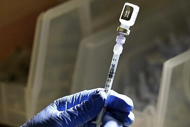 La Eurocámara apoya la negociación en la OMC para suspender las patentes de las vacunas contra el Covid-19