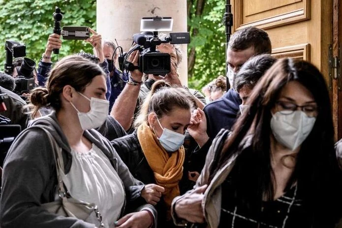 La mujer juzgada en Francia por asesinar al hombre que la violó y la obligó a prostituirse no irá a la cárcel