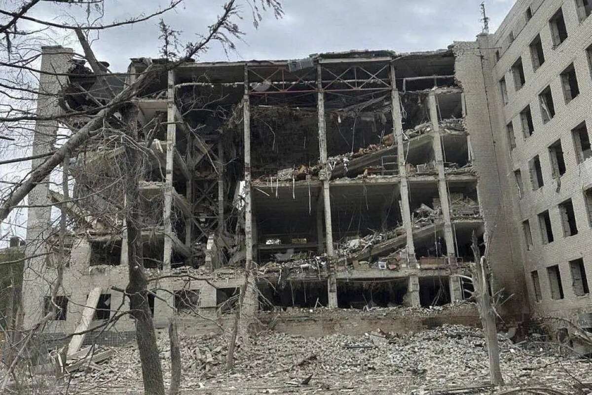 Guerra Ucrania - Rusia, última hora | Al menos dos muertos en un bombardeo ruso contra Leópolis