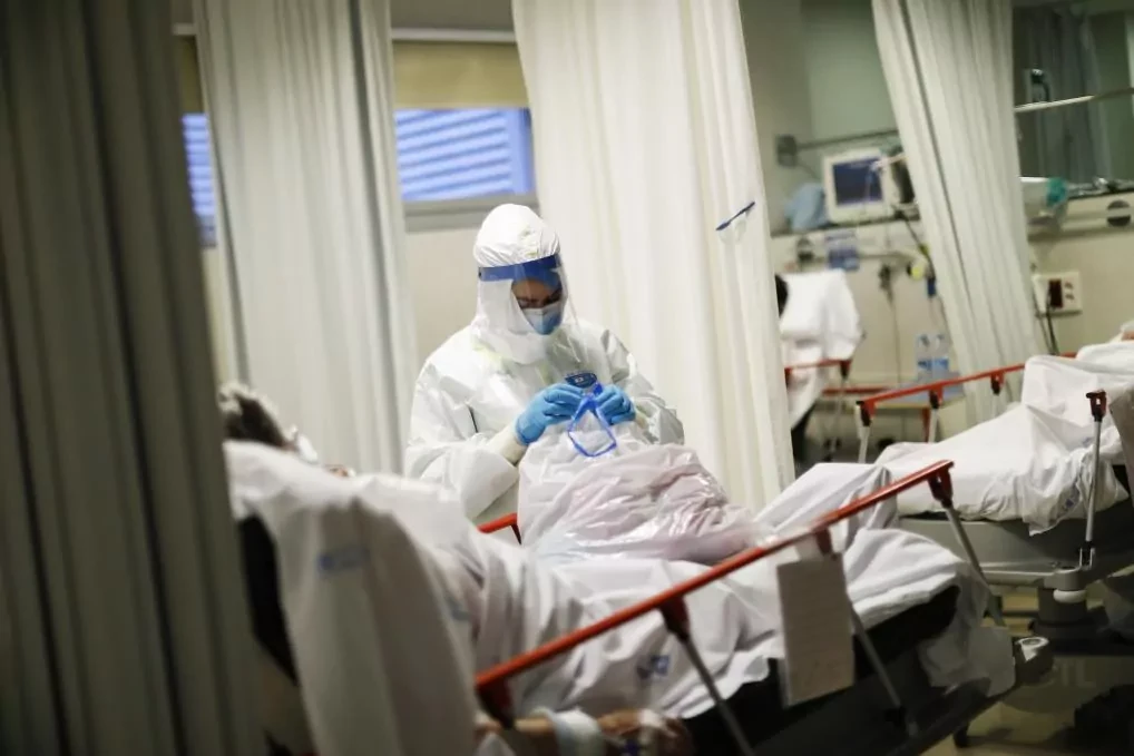 Un estudio espaol estima que el 80% de pacientes ingresados con Covid-19 padece falta de vitamina D