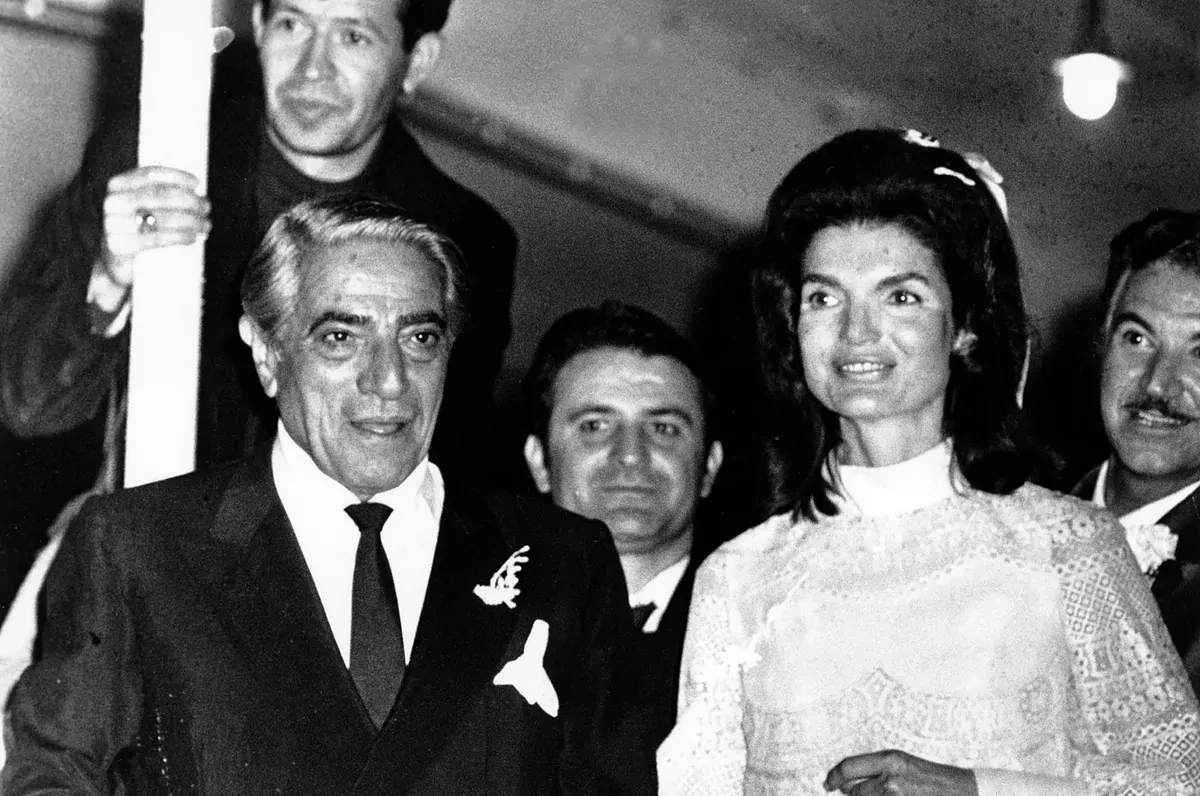 Una boda por amor: el de ella por el dinero y el de l por el estatus social