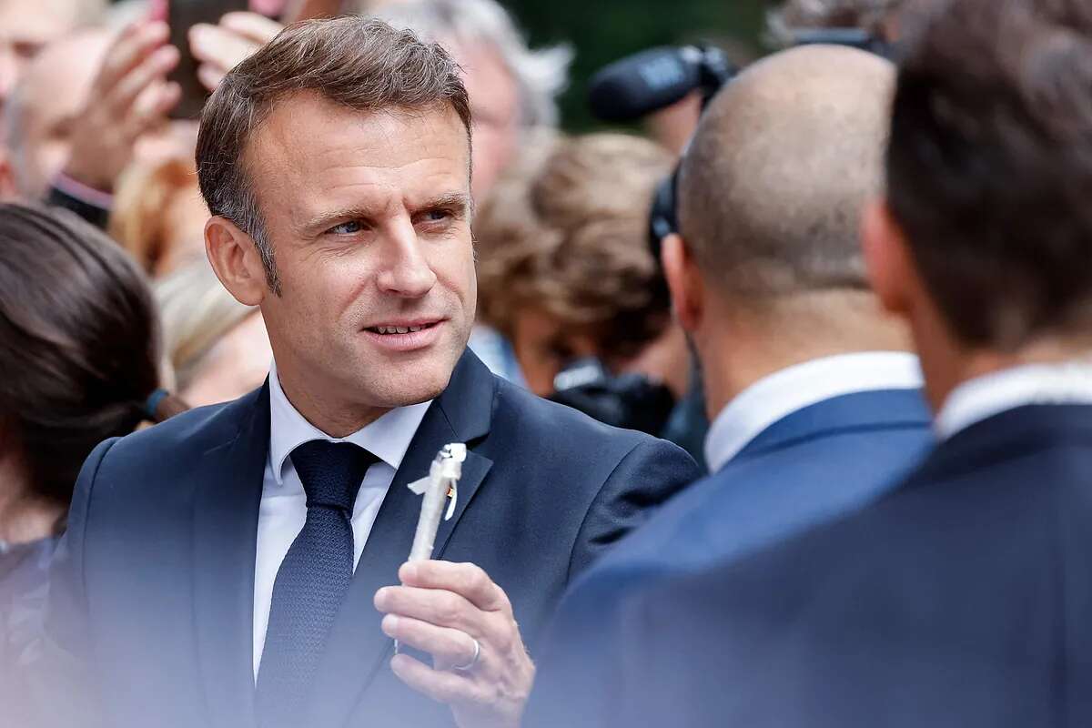 Macron pide una alianza de las fuerzas moderadas como condición para nombrar a un primer ministro