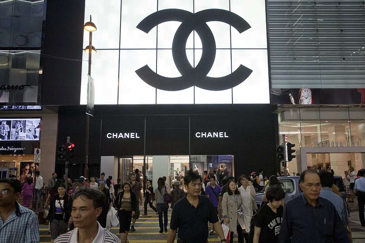 Los ricos también lloran: Dior, Gucci, Cartier o Ferrari se juegan 75.000 millones en ventas con la crisis en China