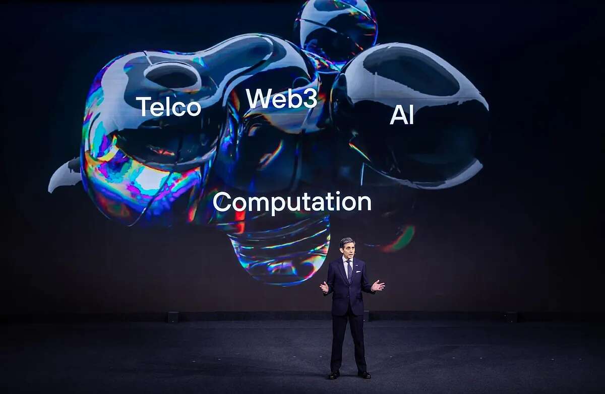 Álvarez-Pallete(Telefónica) reclama un nuevo marco regulatorio para el sector digital y tiende la mano a las tecnológicas