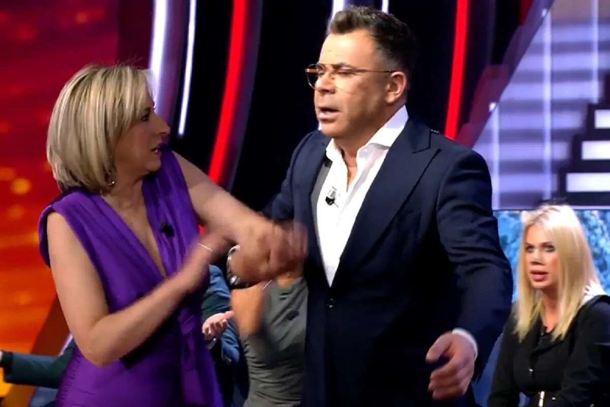 Esperpento en la semifinal de Gran Hermano: Jorge Javier Vázquez expulsa del plató a la madre de una concursante tras un brutal enfrentamiento con Adara