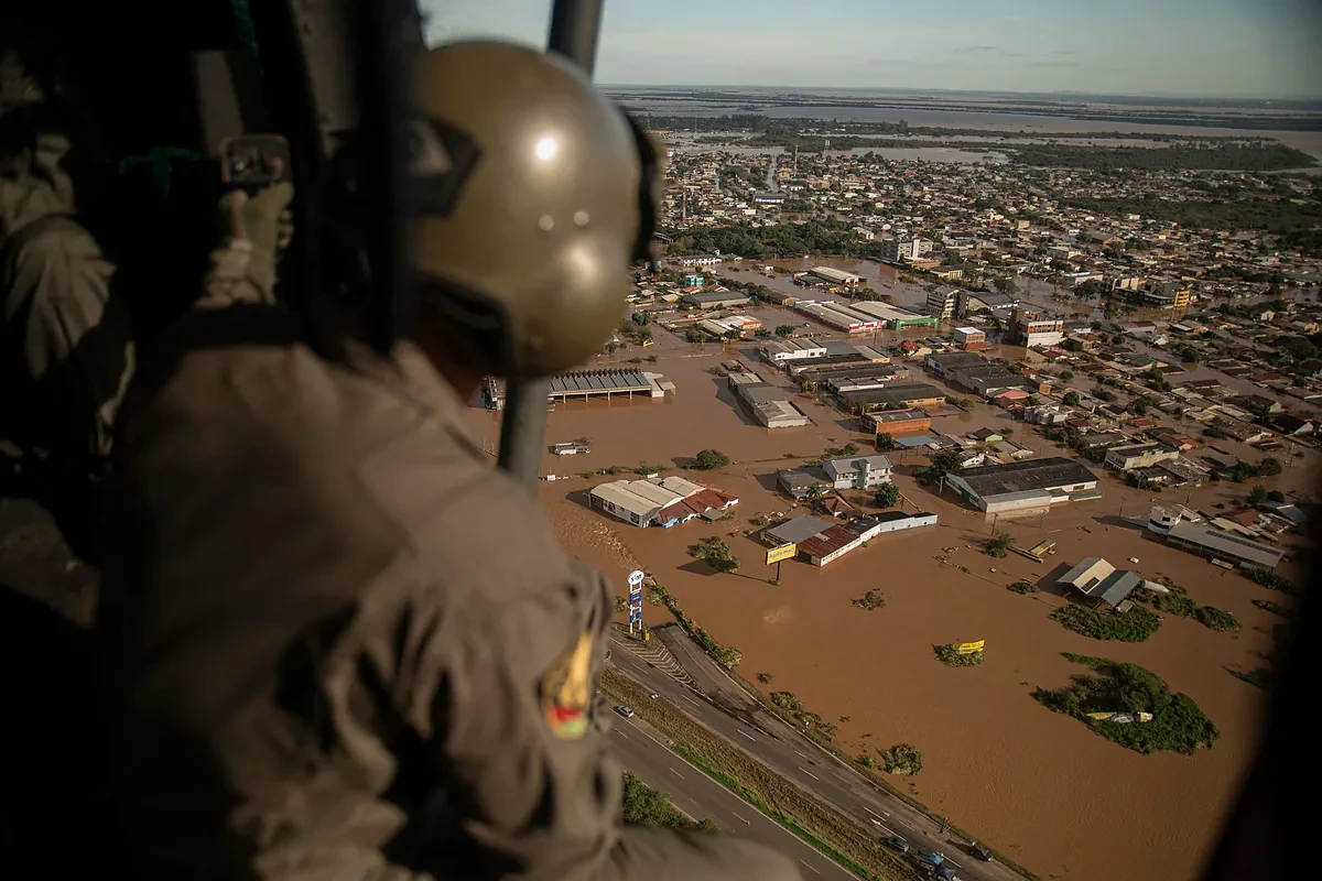 Una tragedia de proporciones bíblicas: al menos 100 muertos en un sur de Brasil bajo el agua