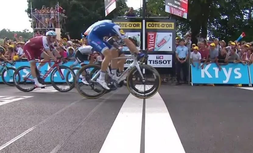 ¿Puede haber empate en un sprint del Tour de Francia?