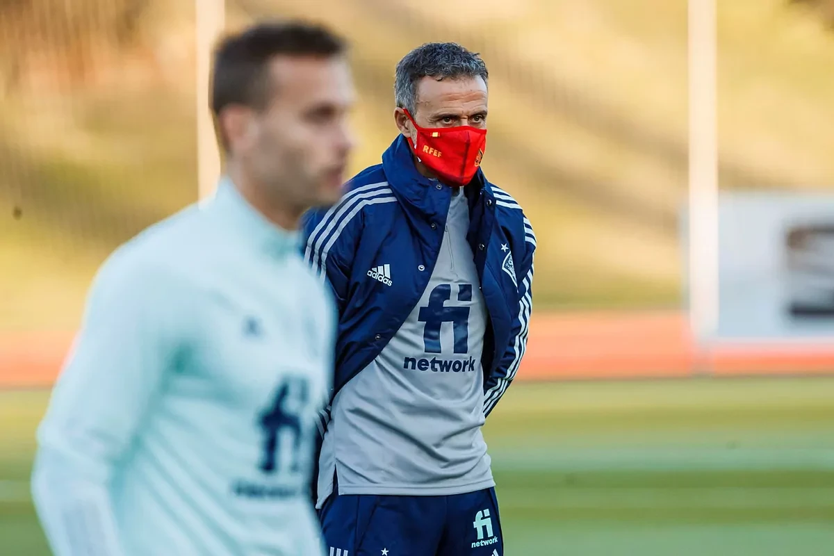 La revolucin obligada de Luis Enrique y sus entrenamientos bajo techo