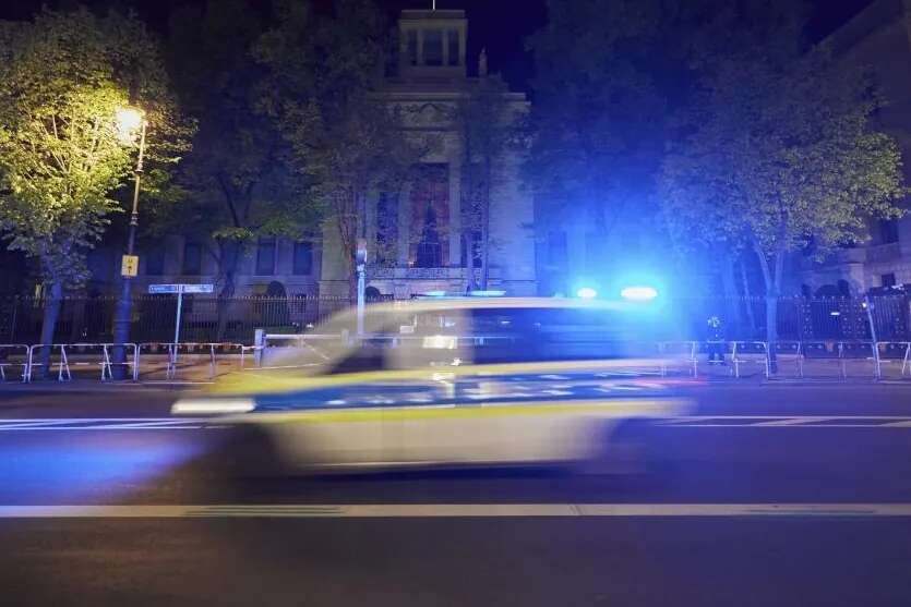 La Policía de Berlín encuentra una bolsa con explosivos en una estación de tren y busca a un hombre como principal sospechoso