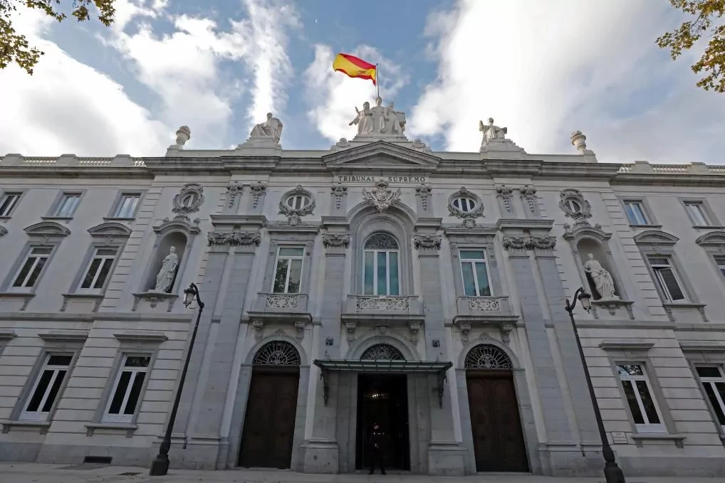 El Supremo da la razn a Santander, CaixaBank y Bankia por el caso Castor y obliga al Estado a abonarles 1.350 millones
