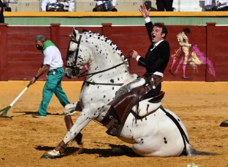 Destacada maana de Andy Cartagena en Estepona