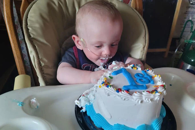 El bebé más prematuro del mundo supera su 0% de posibilidades de sobrevivir y cumple un año