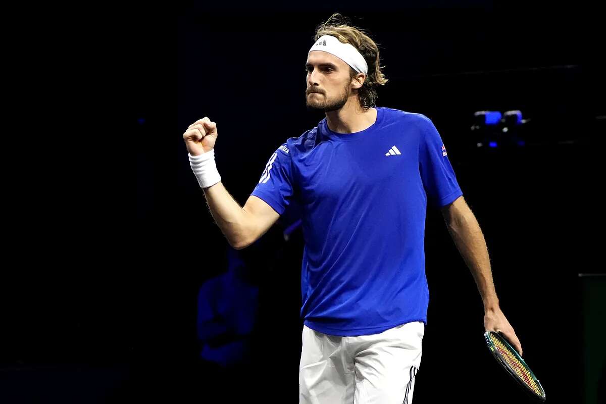 Tsitsipas sonríe de nuevo tras la reconciliación con su padre: 