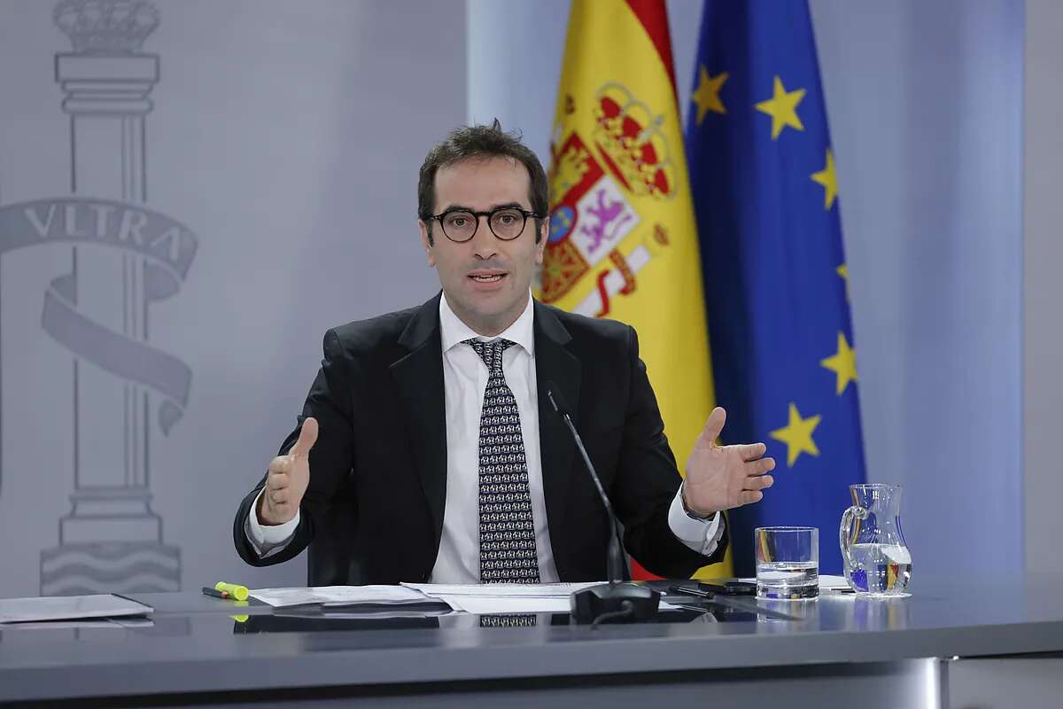 El Ejecutivo envía a Bruselas su Plan Fiscal con el que asegura que podrá gastar 6.000 millones más al año que con el Gobierno del PP