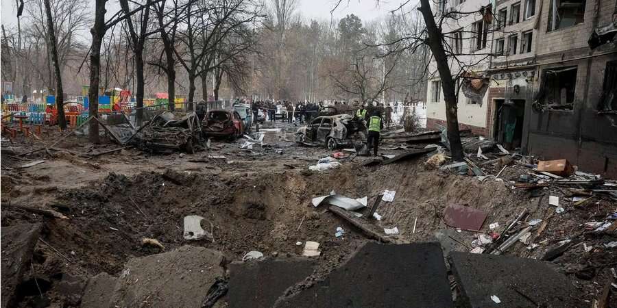 Цифри не брешуть. Хто від початку війни активніше за інших намагався утримати Україну на плаву — США чи Євросоюз