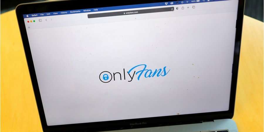 Скільки українці заробляють на OnlyFans та чому не платять податки