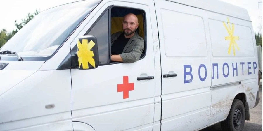 «Ситуація була насправді страшна». Актор серіалу Шпиталь Сергій Кияшко розповів, як вивозив доньку з окупованого Херсона
