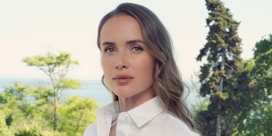 «Це жахливо». Еліна Світоліна розповіла про життя бабусі під щоденними тривогами в Одесі