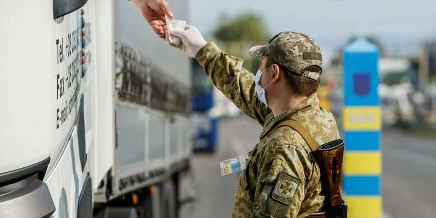 У Польщі - масштабний збій у митників