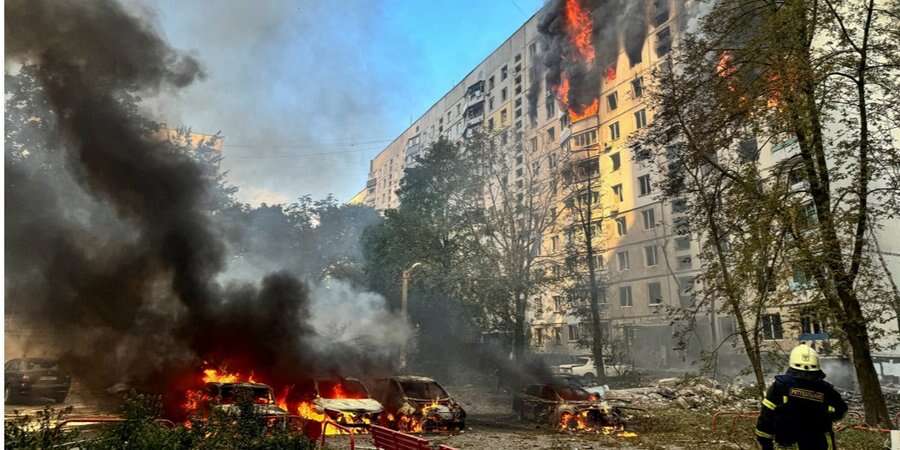 З-під завалів багатоповерхівки в Харкові дістали загиблу жінку, кількість жертв зросла до семи — мер