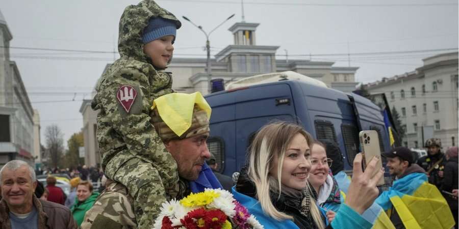 Команда Байдена вважала наступ ЗСУ на Херсон піком ризиків ядерного удару РФ — книга Вудворда