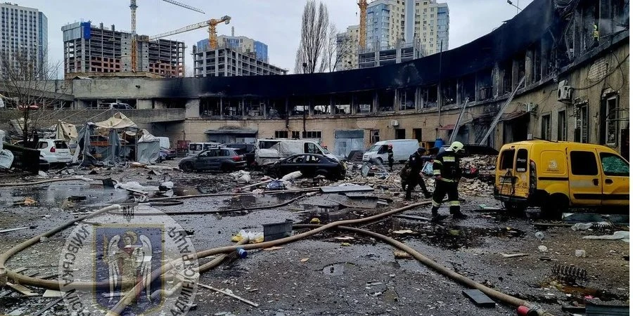 Немає вікон у 10 павільйонах. В Експоцентрі України підрахували збитки від учорашнього удару по Києву — фото