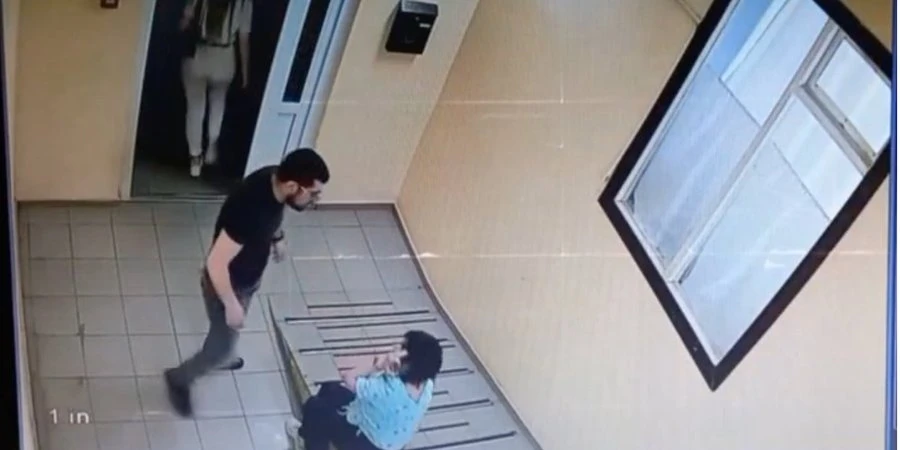 Під Києвом син екссоратника Медведчука побив 60-річну працівницю ЖК, вона потрапила до лікарні - ЗМІ