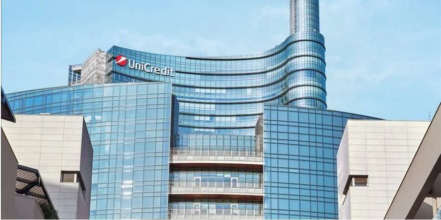 «Просто інвестиція». UniCredit відповів на звинувачення в поглинанні одного з головних банків у Німеччині