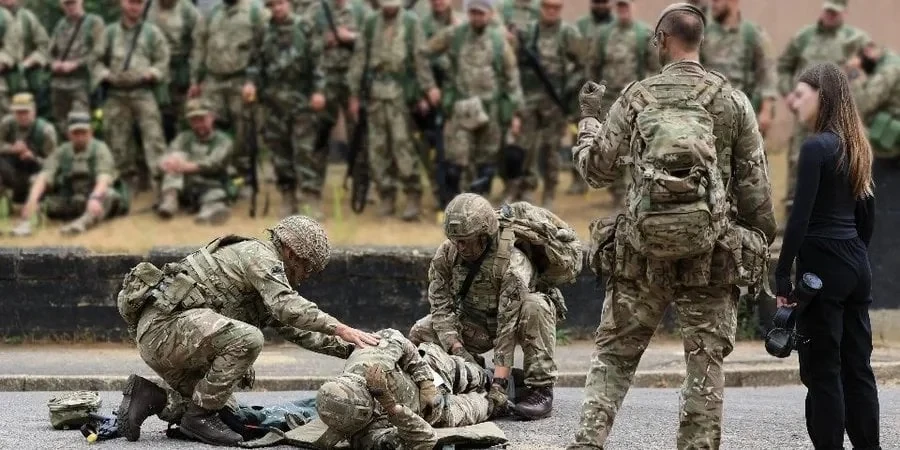 Велика Британія розглядає можливість розміщення військ в Україні на п’ять років — The Telegraph