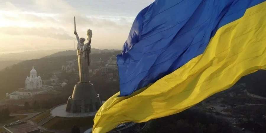 Половина українців виступає проти відмови від територій «за жодних обставин» — опитування