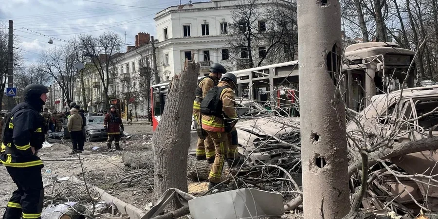 «Абсолютне зло». МЗС України передає інформацію про обстріл Сум усім партнерам — Сибіга